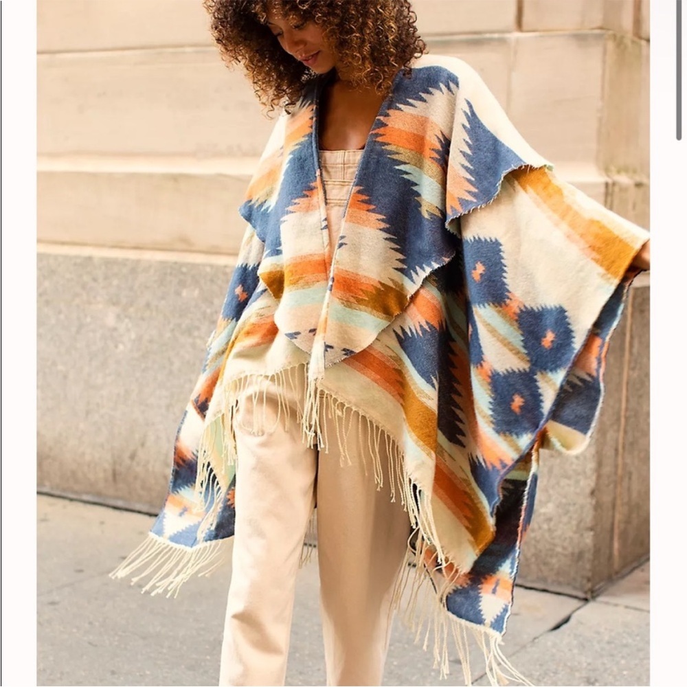 Free People Crossroads Oversized Poncho - Picture 2 of 7